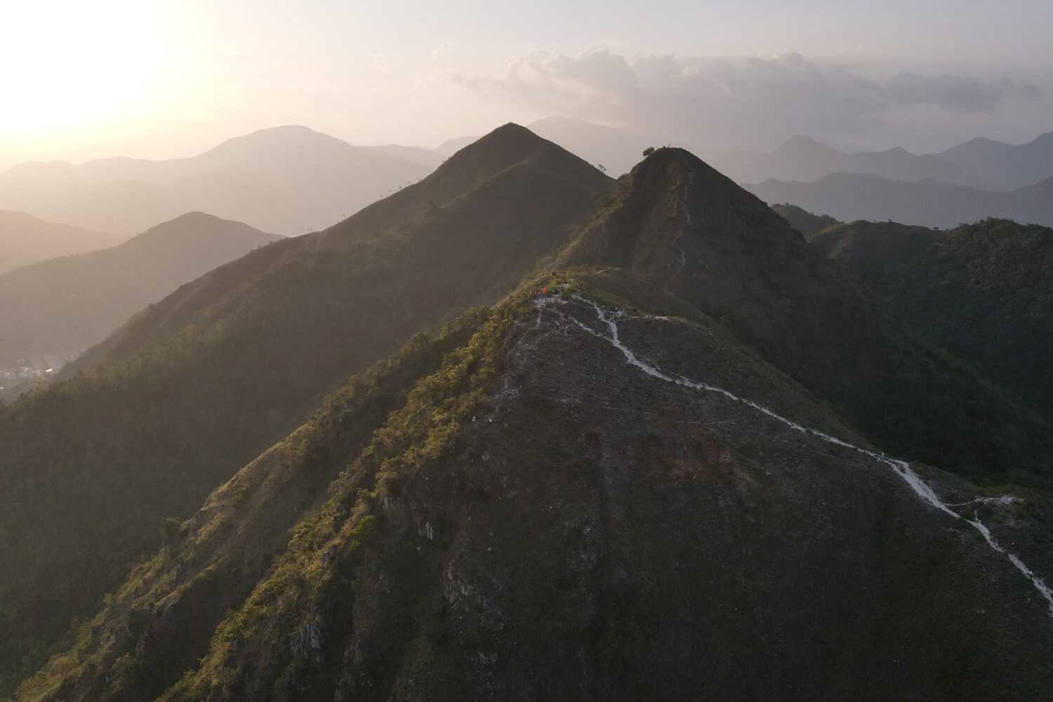 Výstup na vyhlídku ve městě Nha Trang, jižní Vietnam